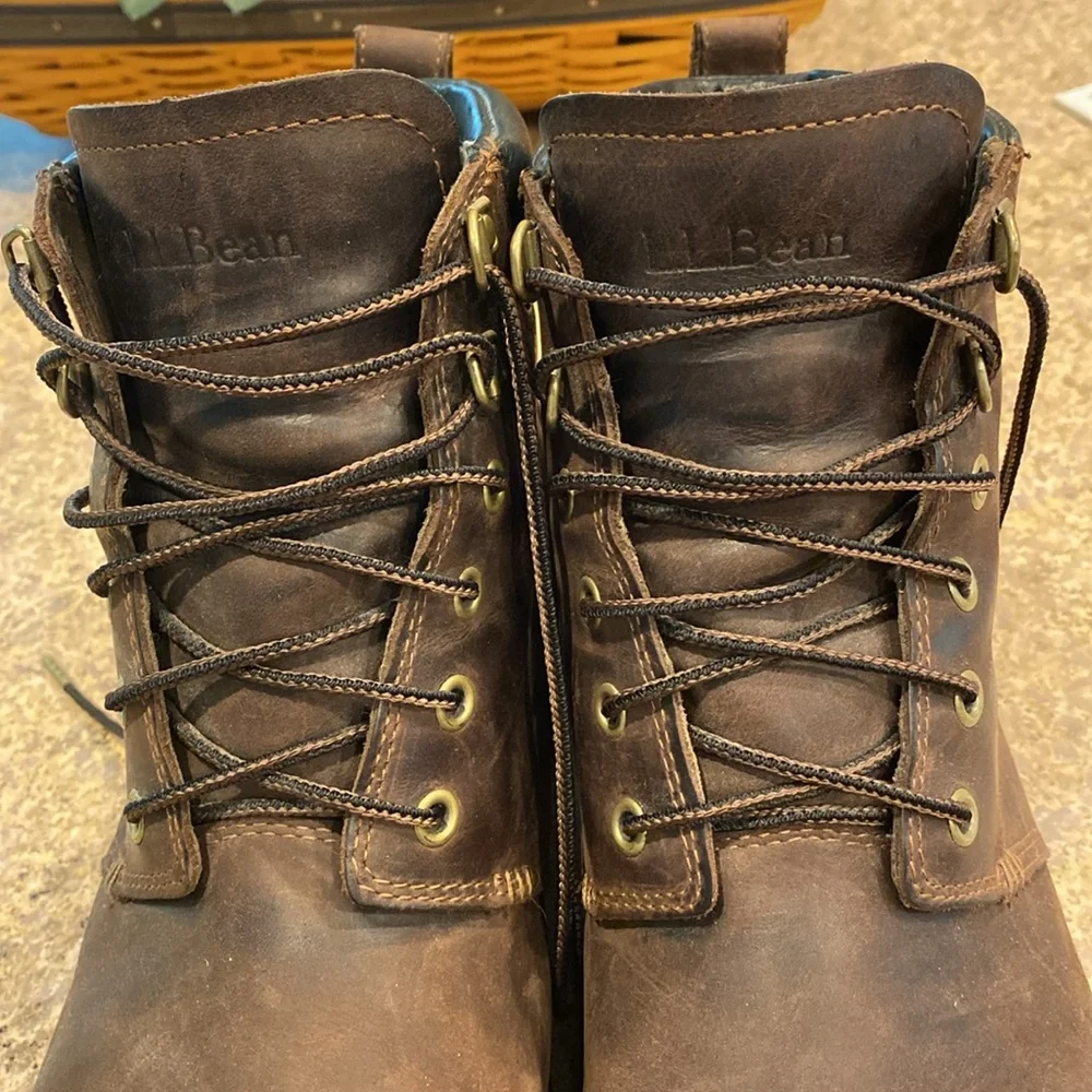 🔥Sale🔥 L.L. Bean Work Boots 10 WIDE Leather Item 301050 Vibram Soles Brown